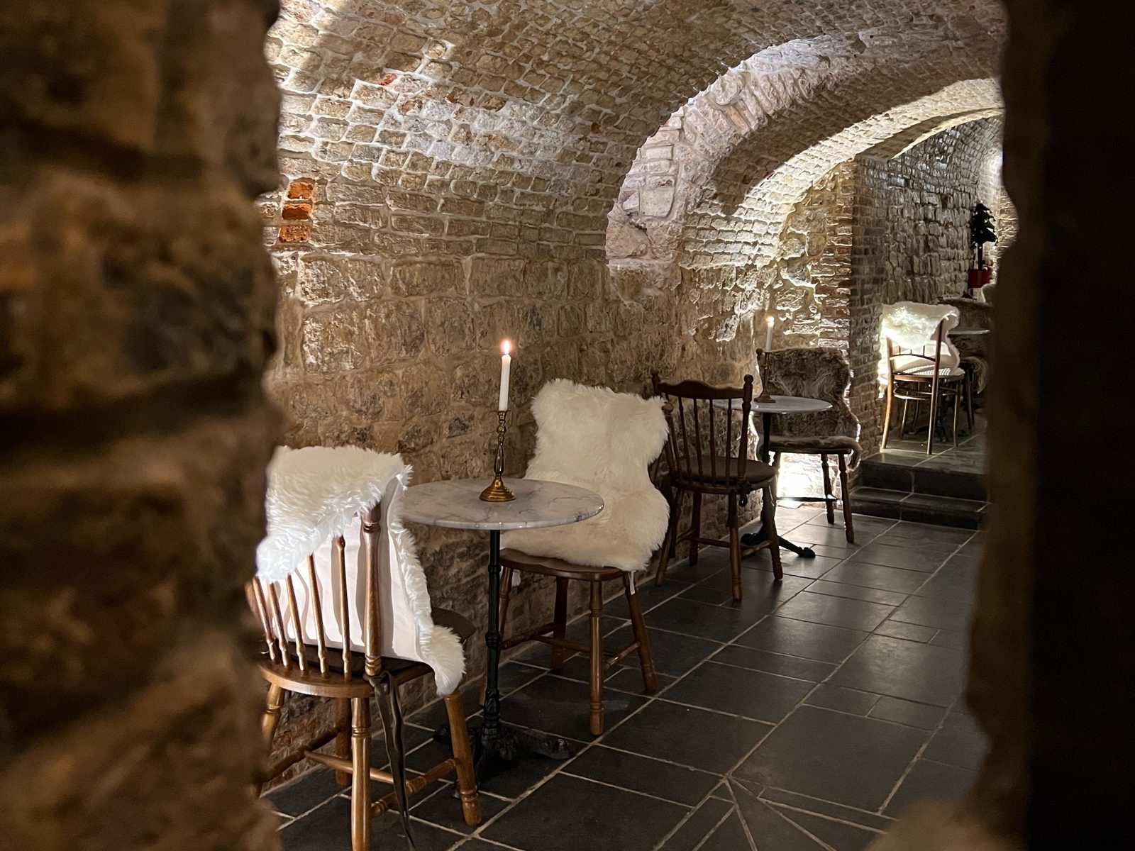 Cave voûtée de Celi's Resto, privatisable pour les événements