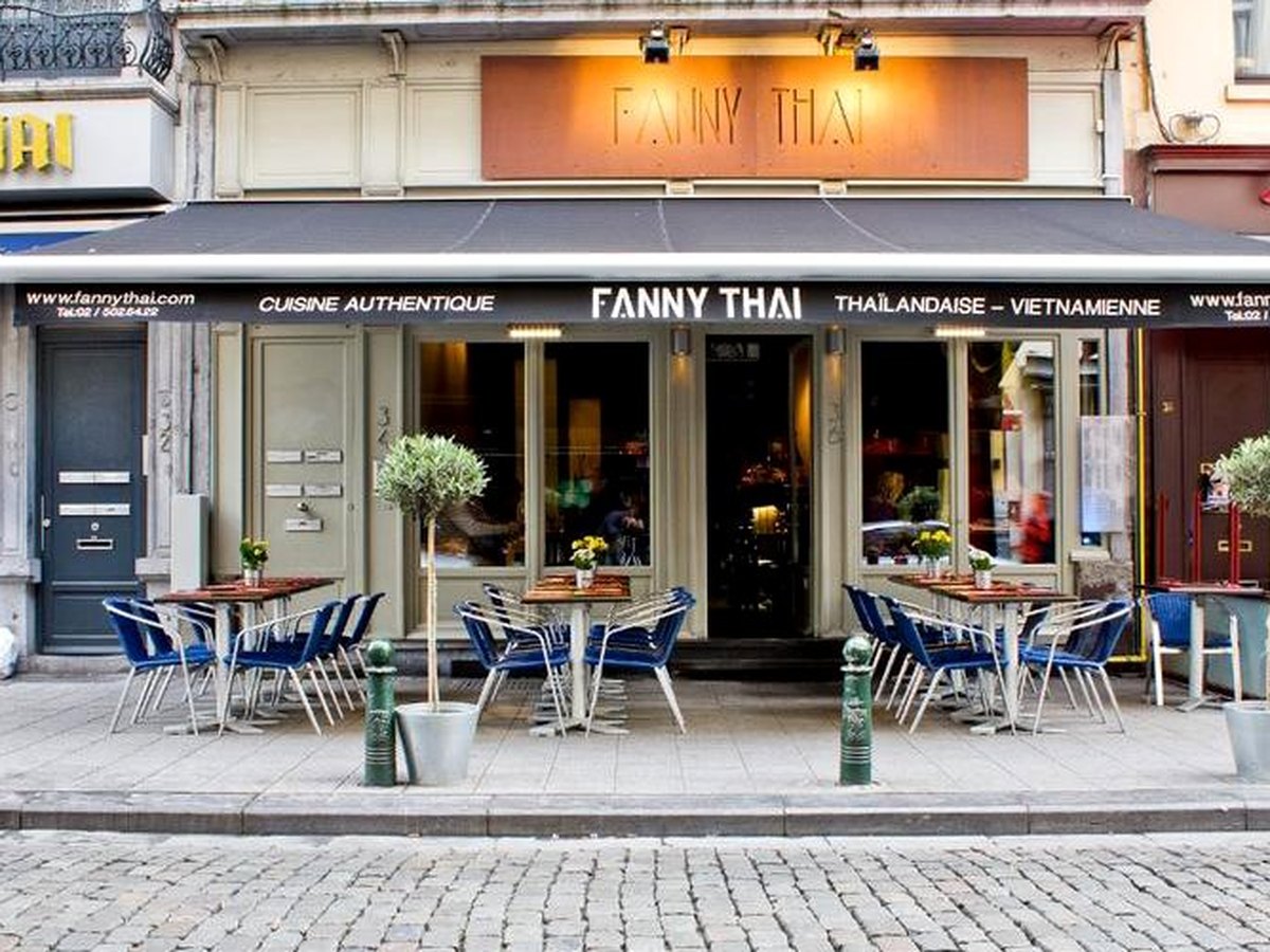 Façade et enseigne du restaurant Fanny Thai à Bruxelles