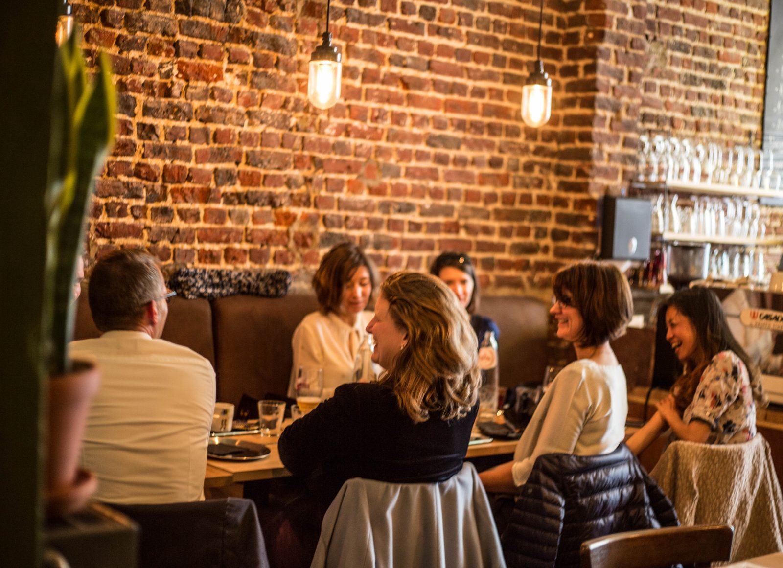 Salle du restaurant oriental bio Horia à Bruxelles